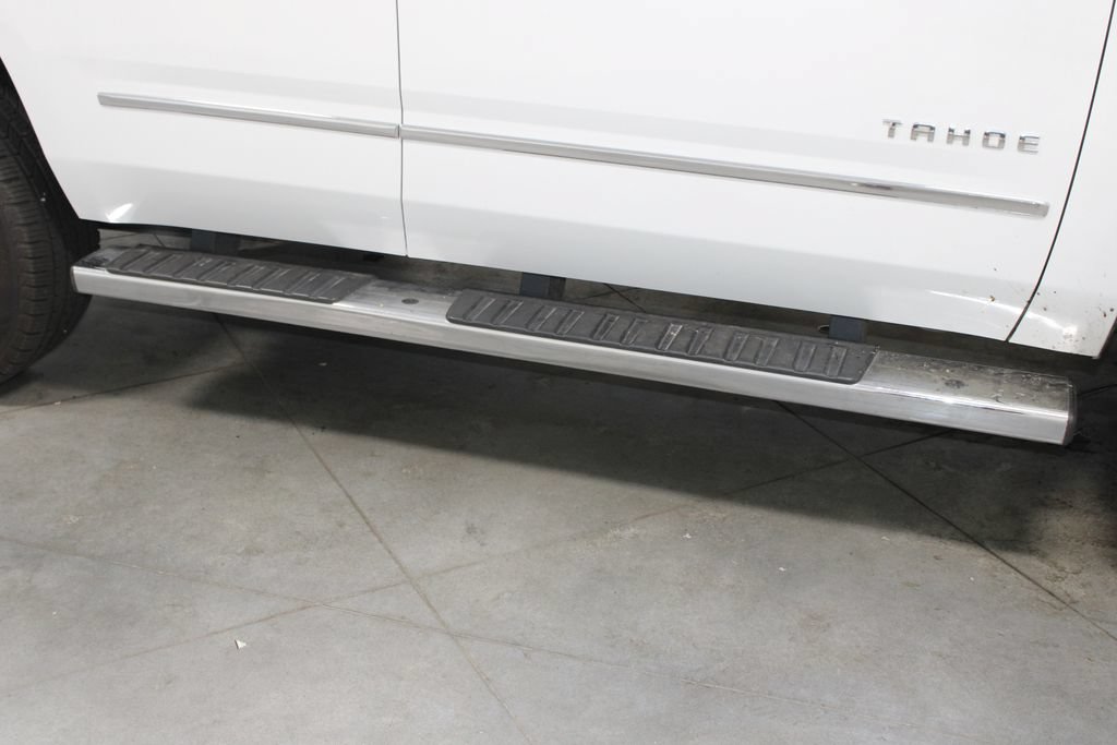Used 2017 Chevrolet Tahoe LT w/ LT Signature Package RWD image 12