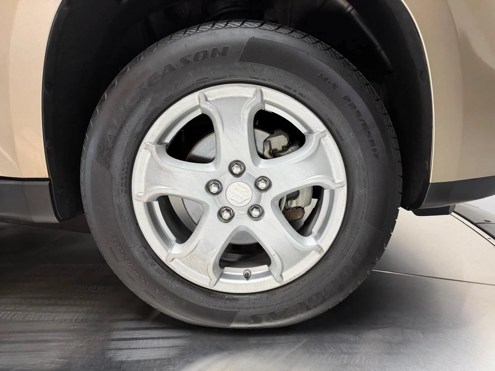 Used 2008 Suzuki XL7 2WD w/ 3rd Row image 7