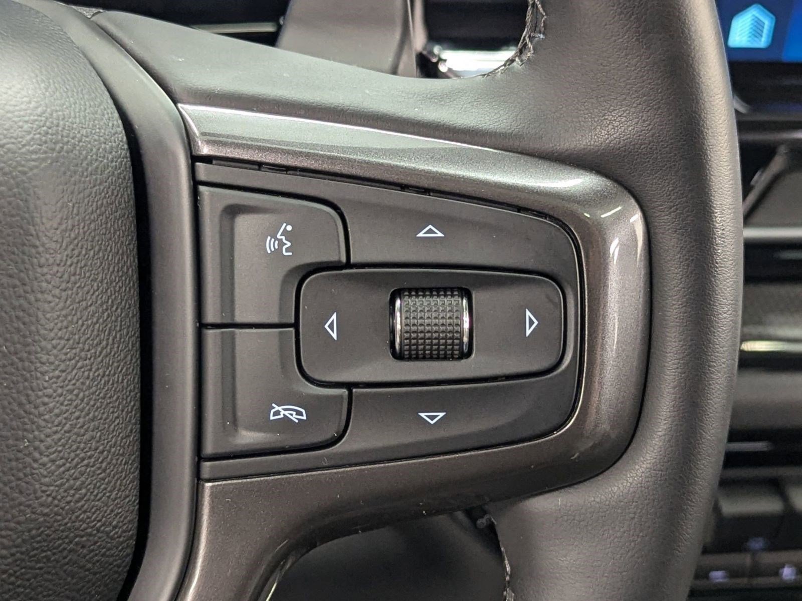 Used 2023 Chevrolet Silverado 1500 ZR2 w/ Technology Package image 27