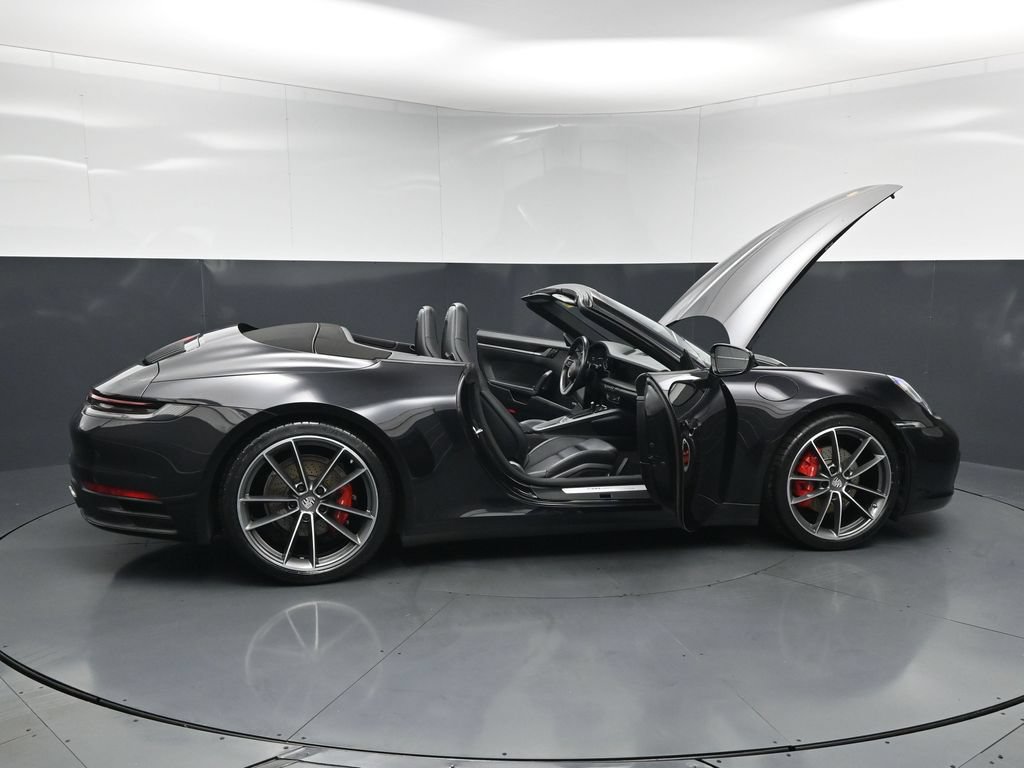 Certified 2020 Porsche 911 Carrera RWD image 34
