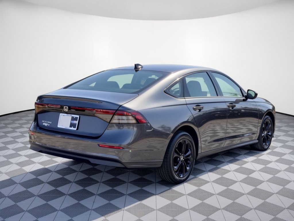 Certified 2025 Honda Accord SE image 9