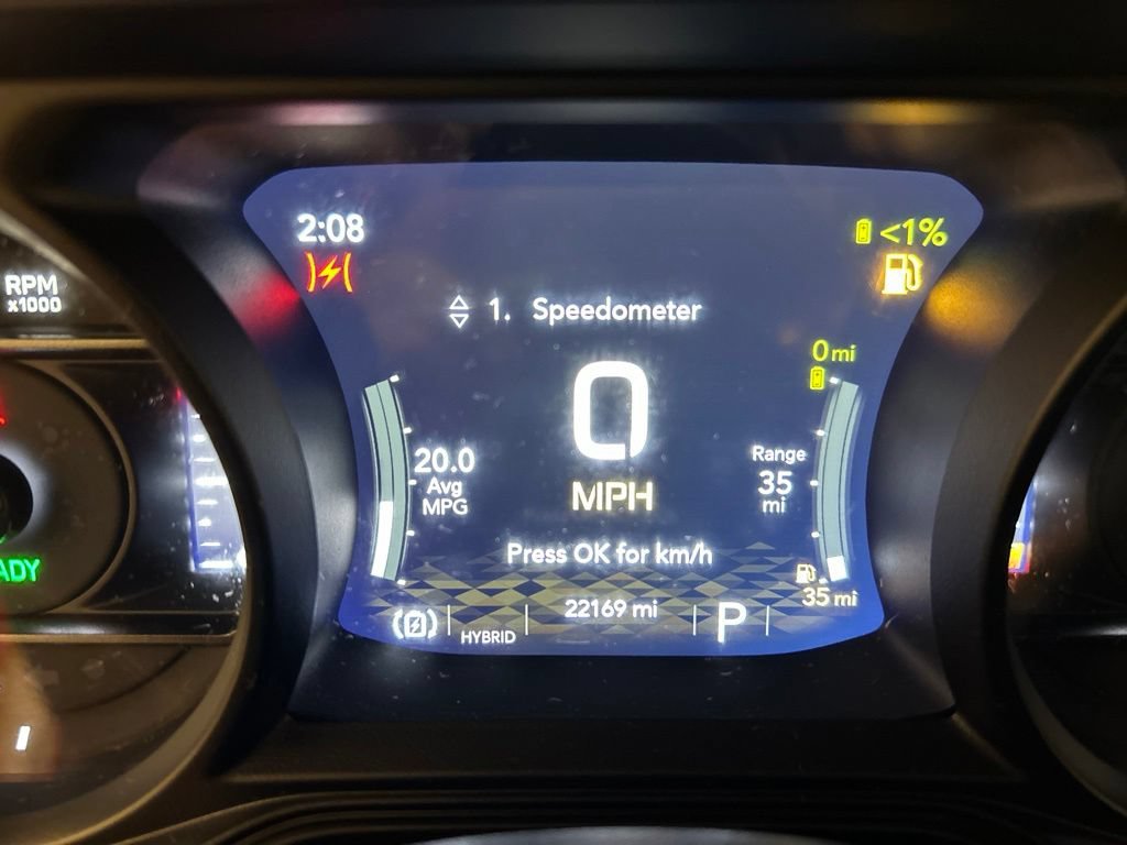 Used 2025 Jeep Wrangler Unlimited Sahara AWD/4WD image 19