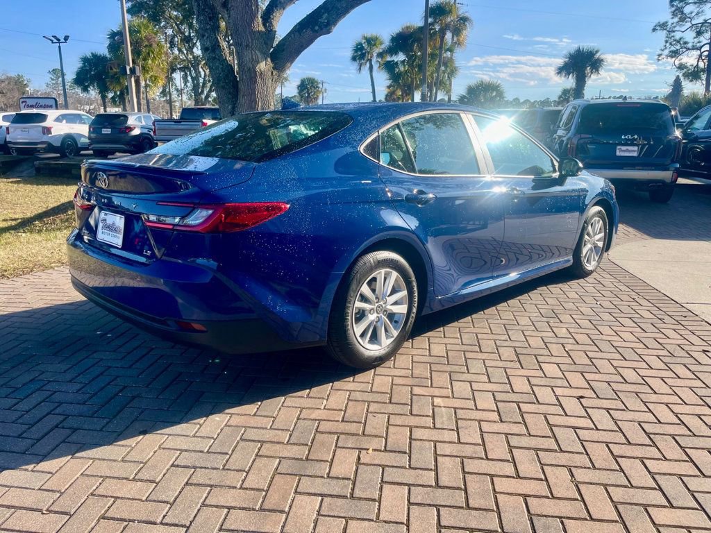 Used 2026 Toyota Camry LE image 5