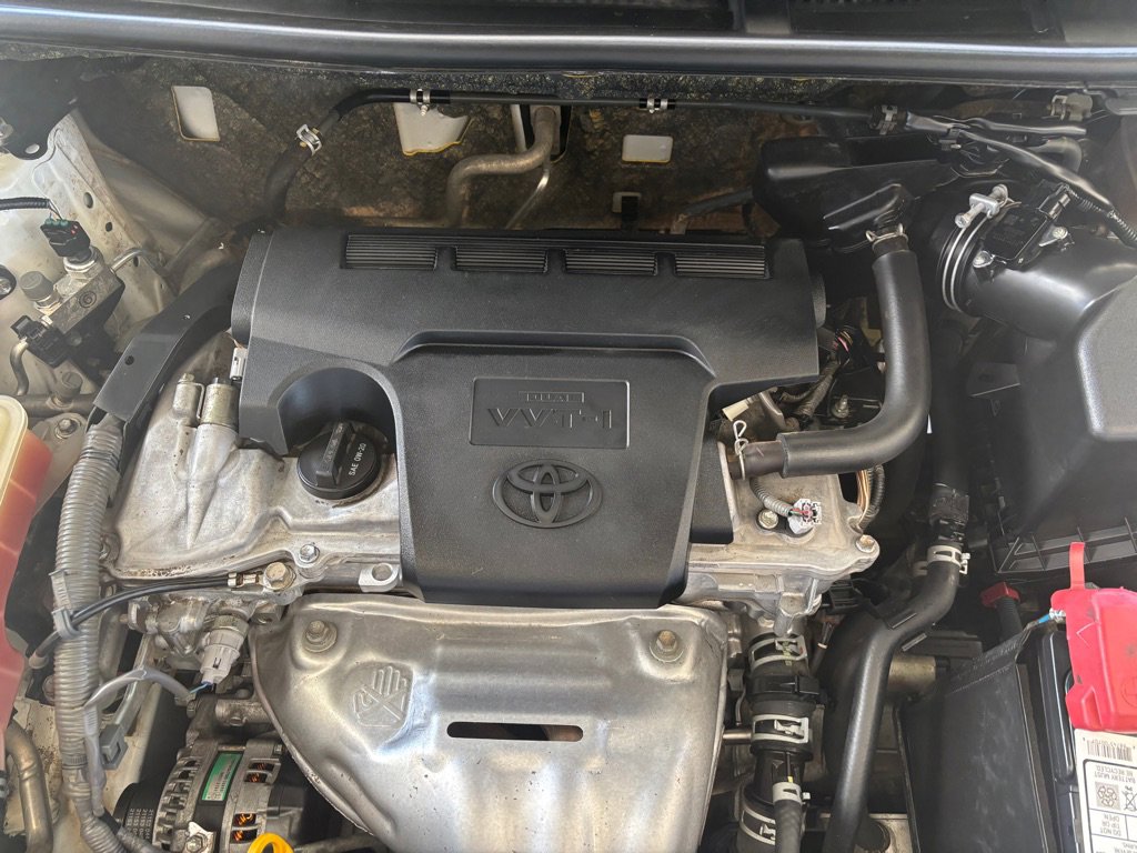 Used 2017 Toyota RAV4 LE w/ Carpet Mat Package image 41