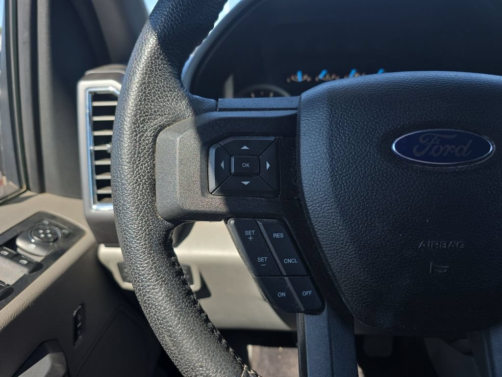 Used 2016 Ford F150 XLT w/ Equipment Group 302A Luxury AWD/4WD image 27