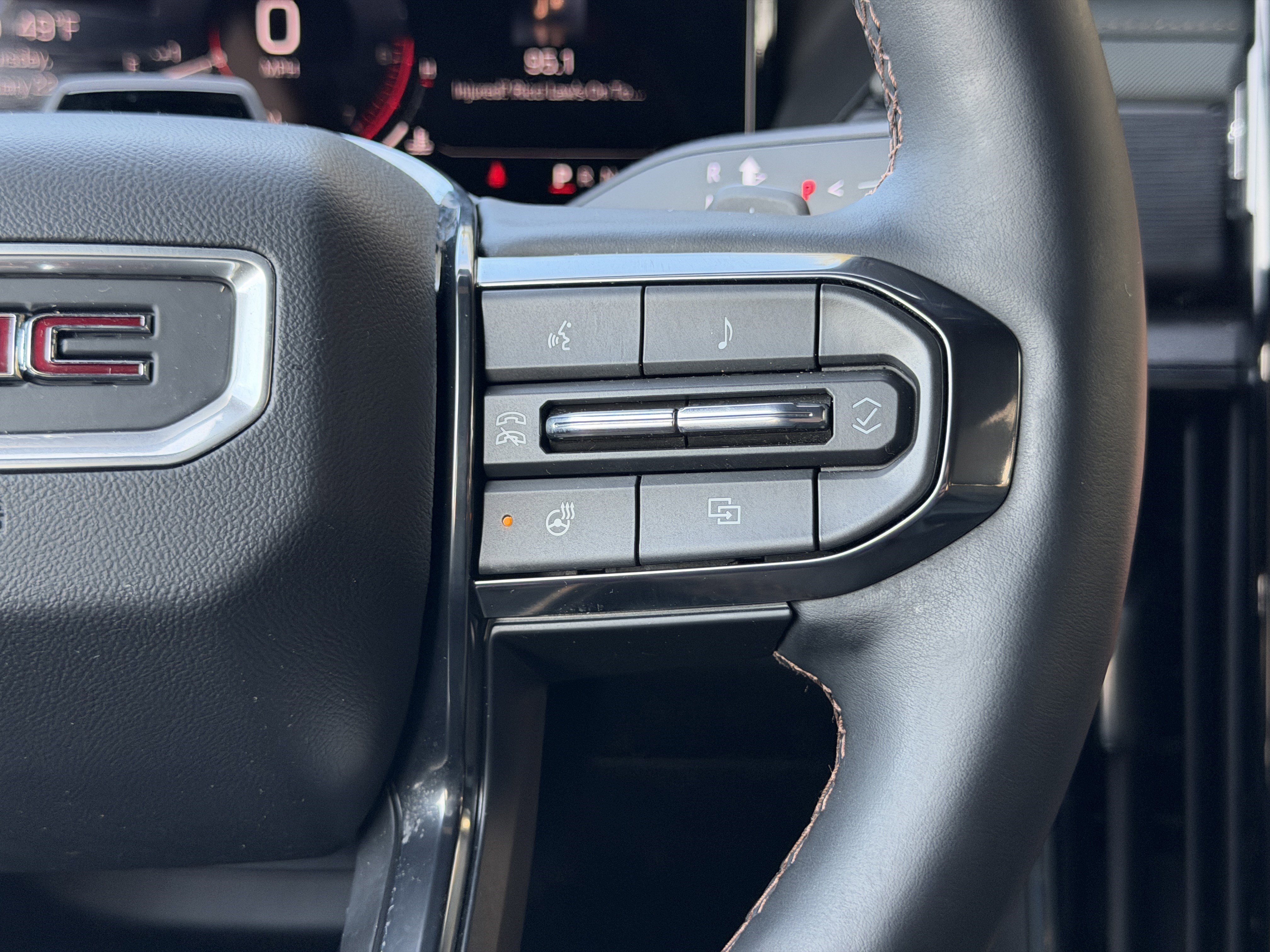 Used 2024 GMC Acadia AT4 w/ Super Cruise Package image 38