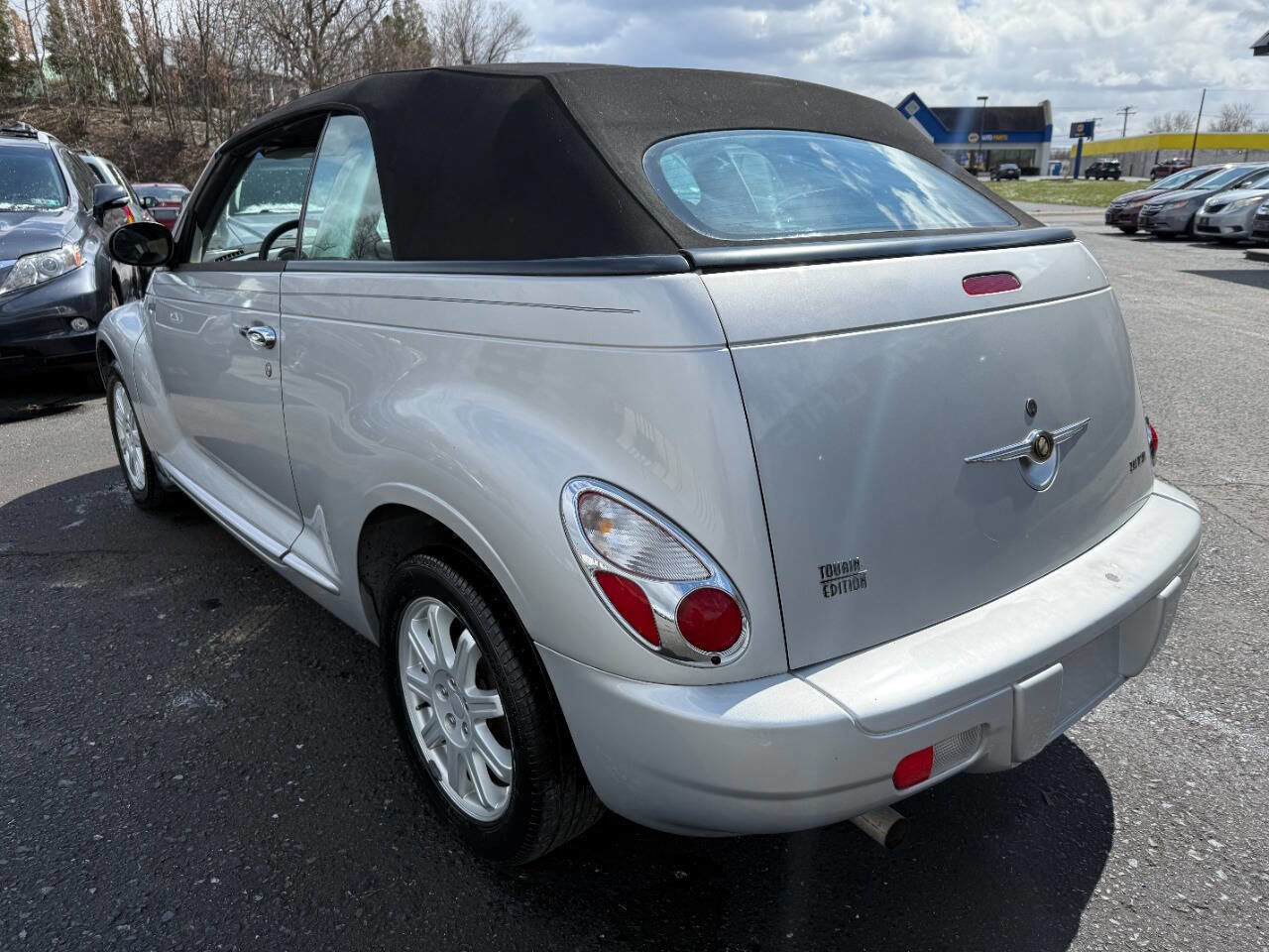 Used 2006 Chrysler PT Cruiser Touring image 12