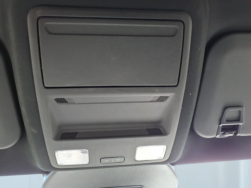 Used 2025 Ford Escape ST-Line AWD/4WD image 25
