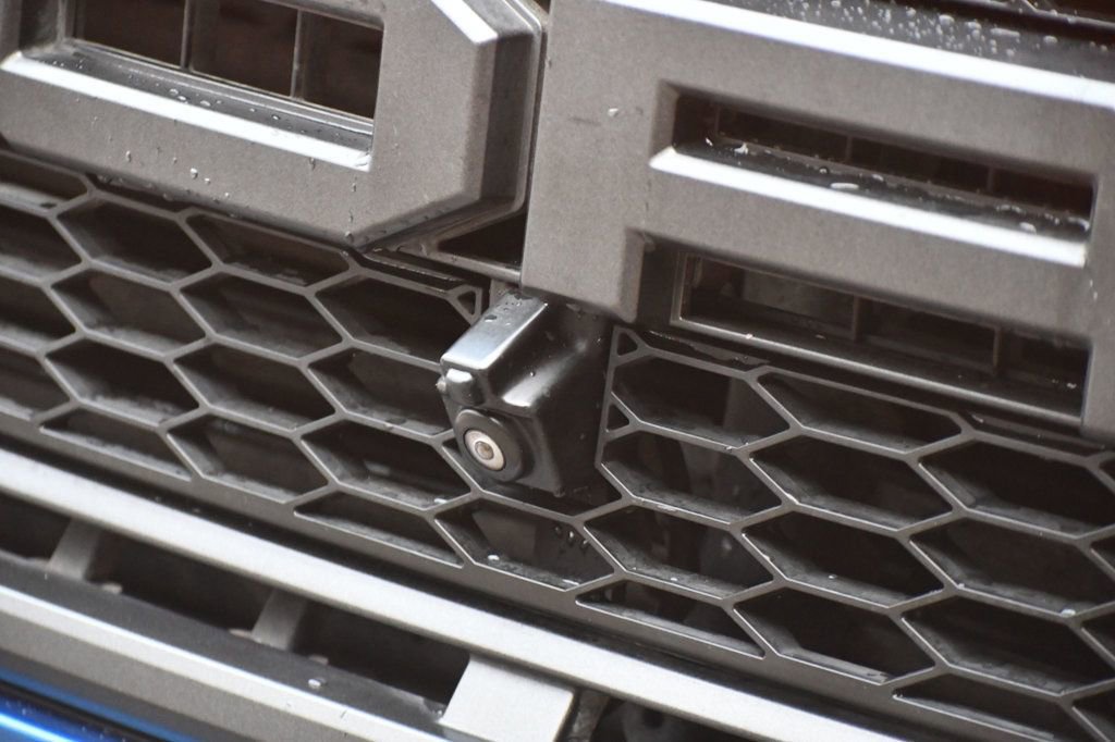 Used 2018 Ford F150 Raptor w/ Equipment Group 802A Luxury image 3