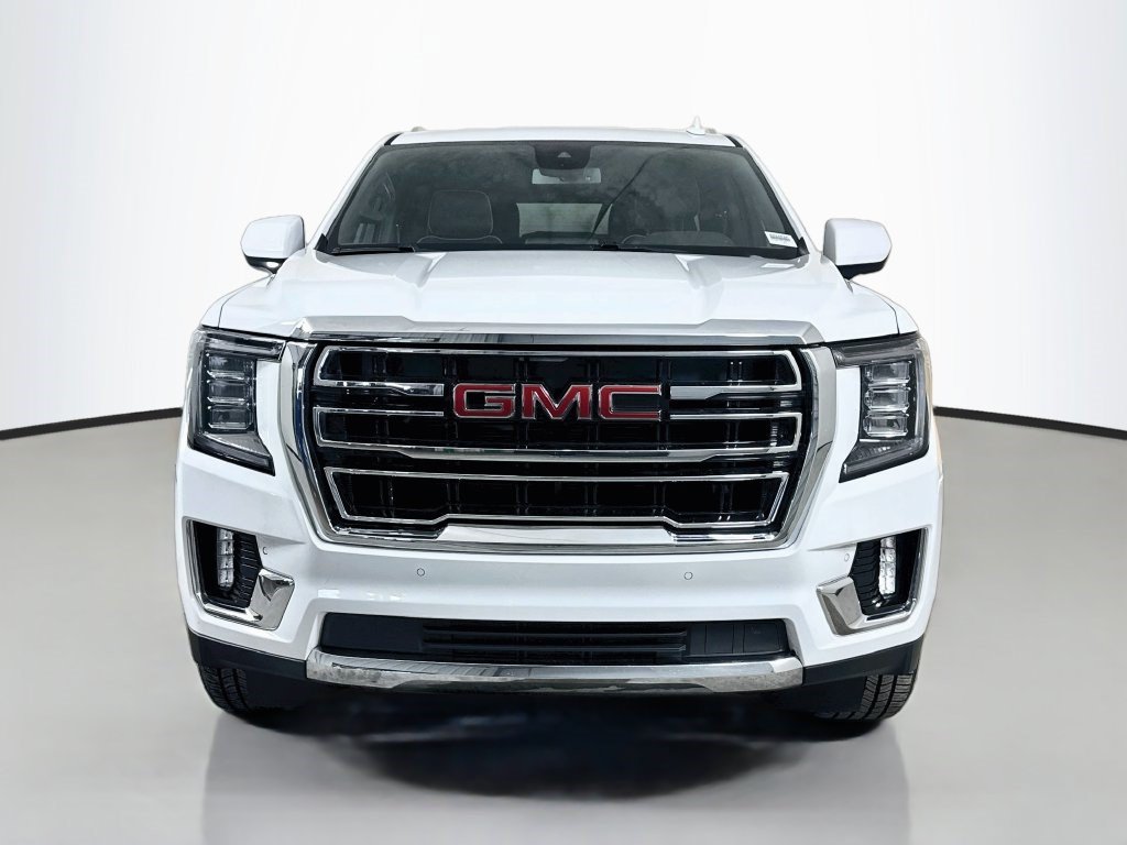 Used 2024 GMC Yukon SLT RWD image 2