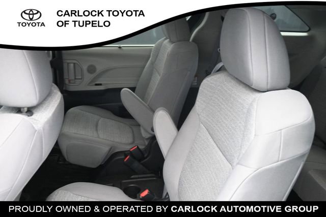 Used 2022 Toyota Sienna LE FWD image 29