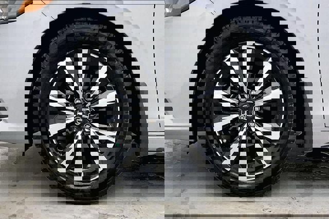 Certified 2022 Honda Civic EX-L image 10