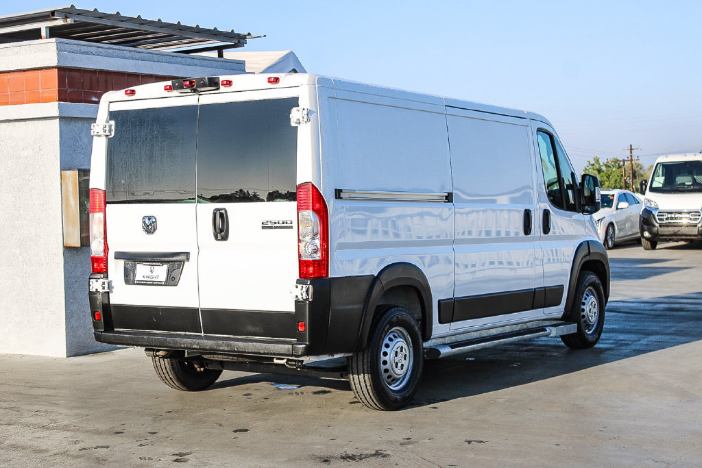 Used 2025 RAM ProMaster 2500 w/ U-Haul Equipment Group FWD image 9