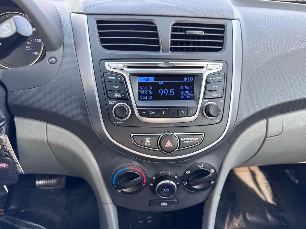 Used 2015 Hyundai Accent GLS image 24