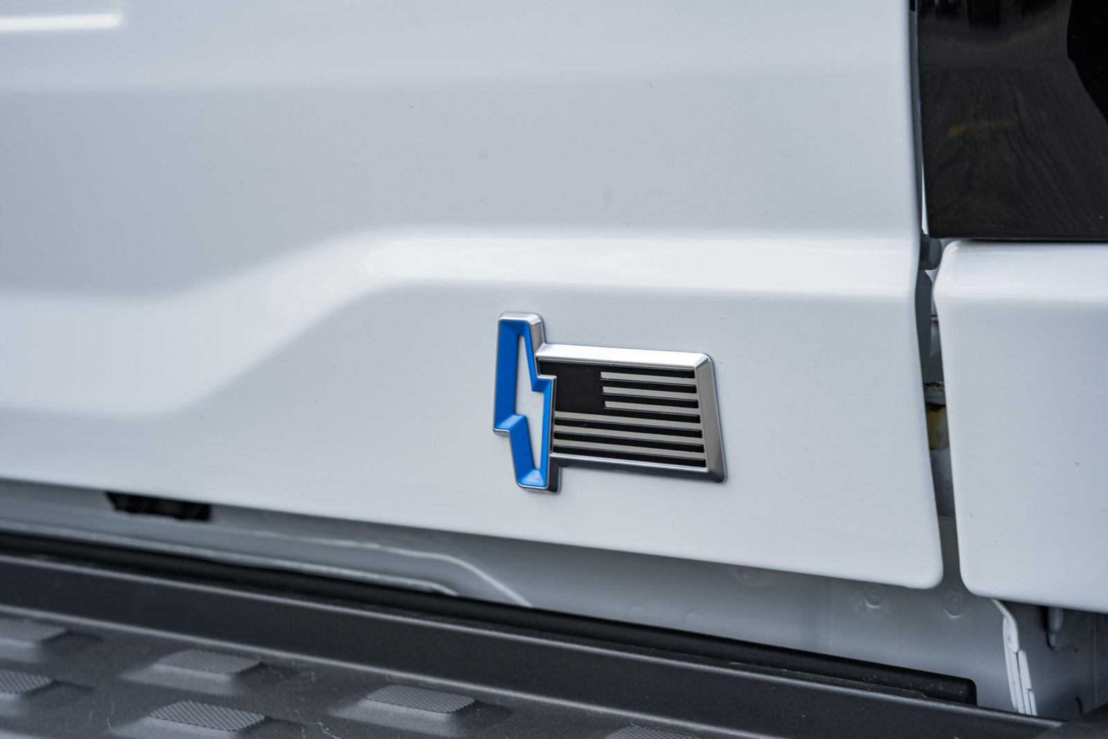 New 2025 Ford F150 Lightning Flash image 9