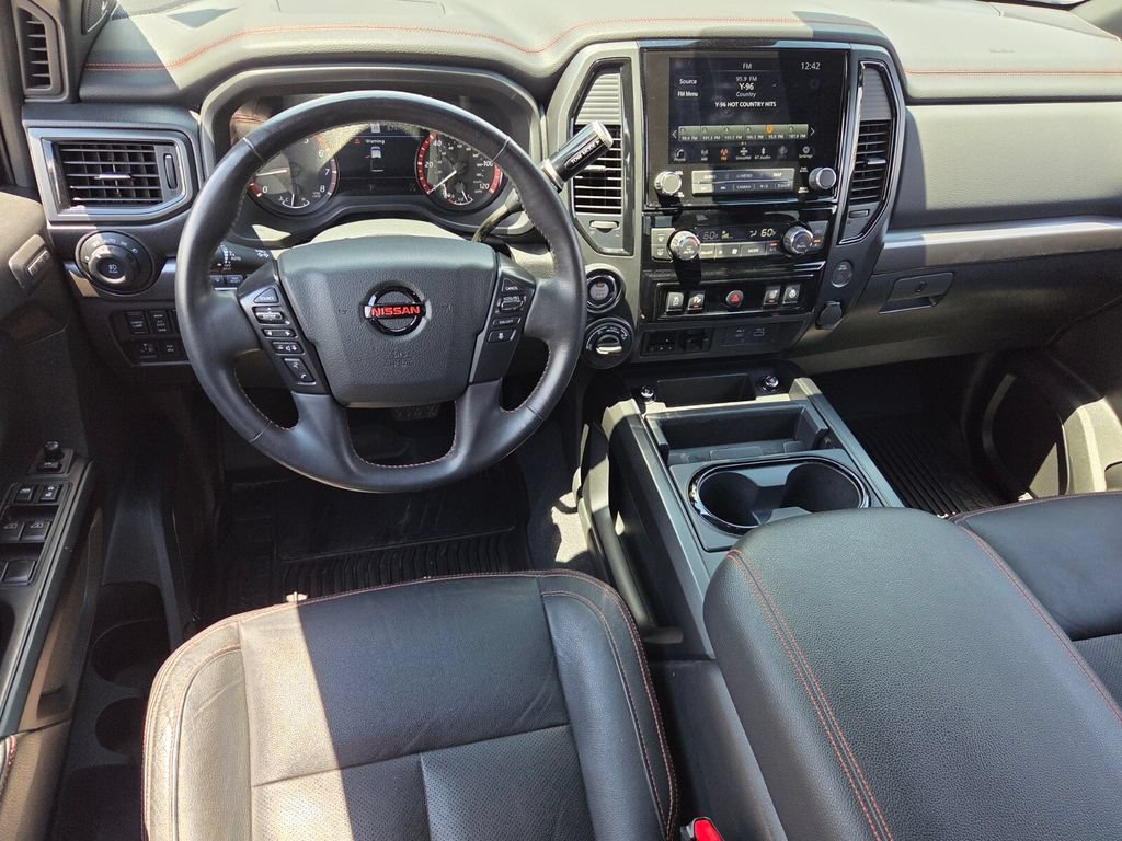 Certified 2022 Nissan Titan PRO-4X w/ Pro-4x Convenience Package AWD/4WD image 6