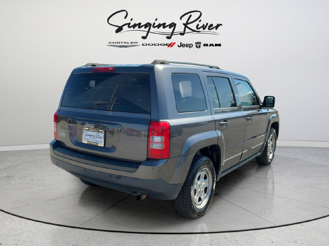 Used 2015 Jeep Patriot Sport w/ Power Value Group FWD image 7