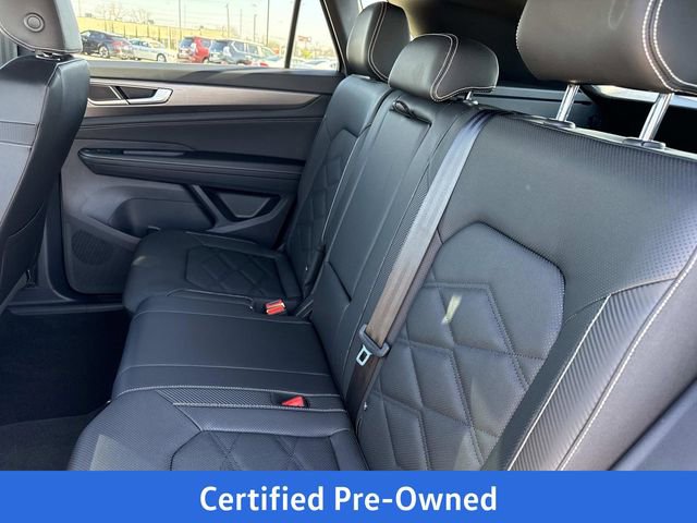 Certified 2025 Volkswagen Atlas Cross Sport SE FWD image 15