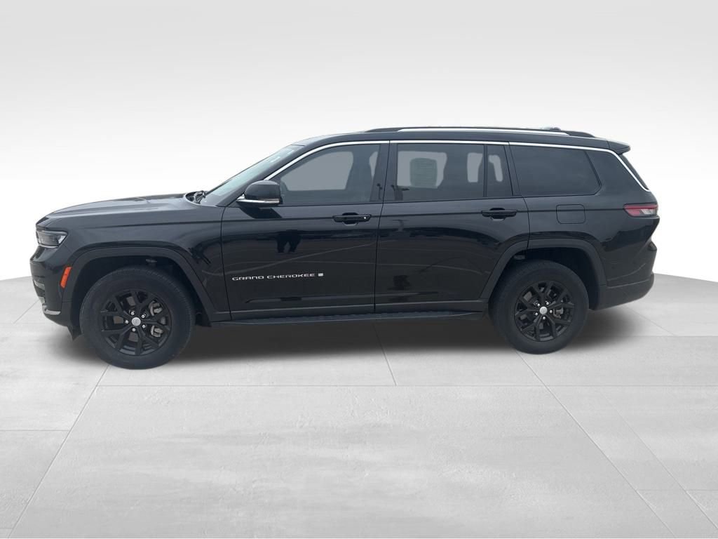Used 2022 Jeep Grand Cherokee L Limited image 3