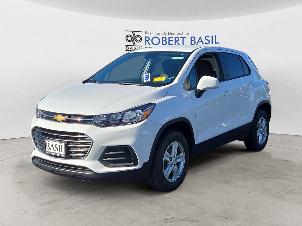 Used 2022 Chevrolet Trax LS w/ Tint and Cruise Package