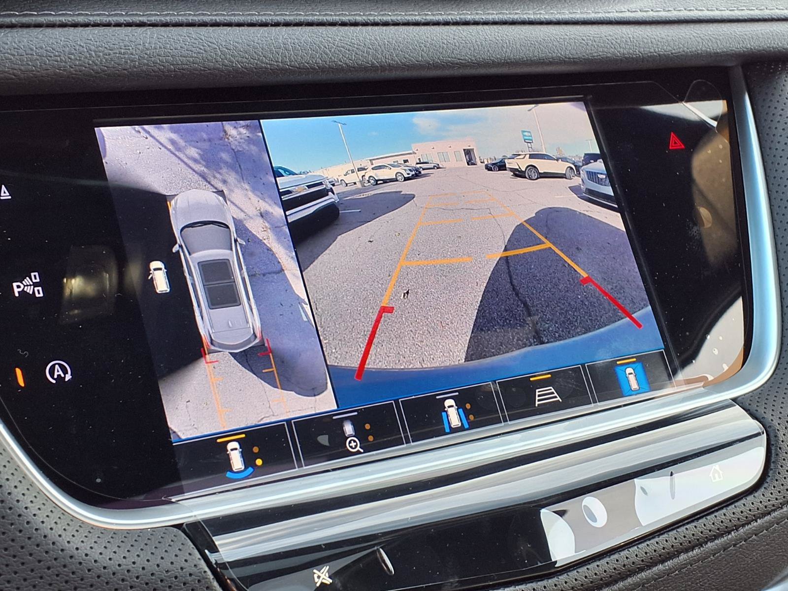 New 2026 Cadillac XT5 Premium Luxury w/ Driver Assist Package AWD/4WD image 19