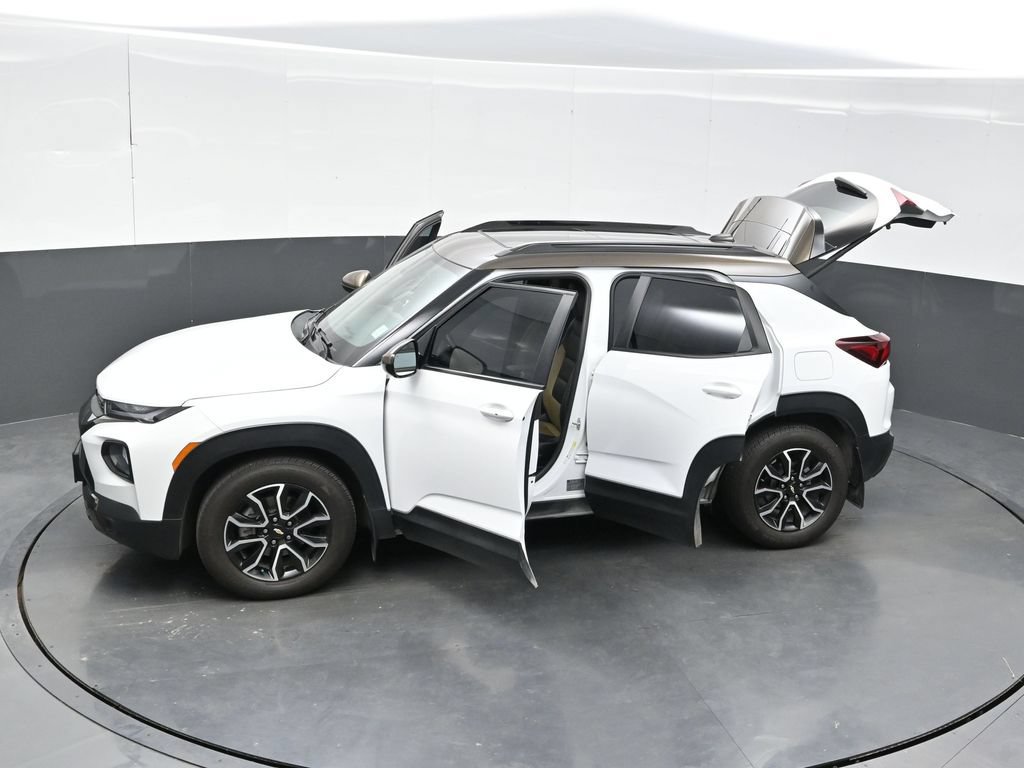 Used 2021 Chevrolet TrailBlazer ACTIV w/ Sun and Liftgate Package FWD image 38
