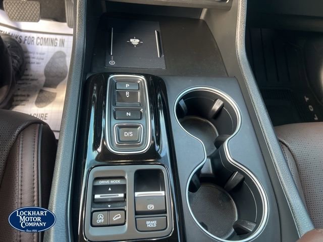 Used 2025 Honda Pilot Elite image 32