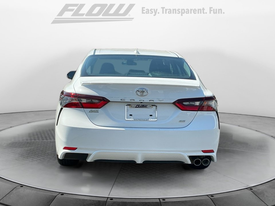Used 2023 Toyota Camry SE FWD image 8