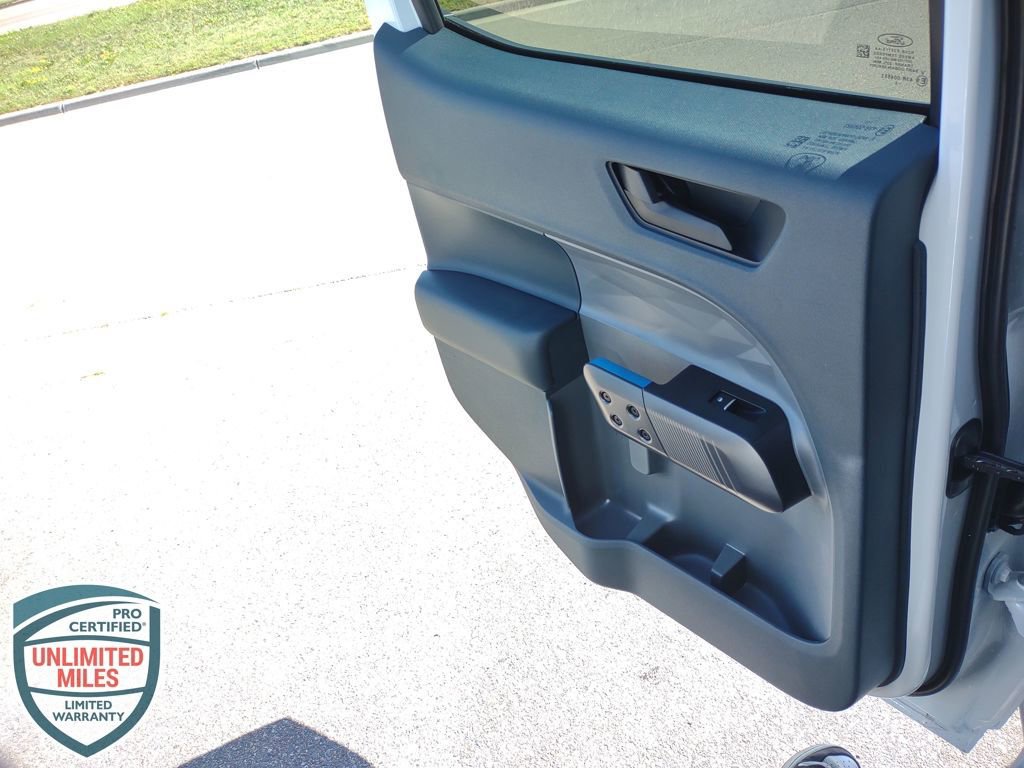 New 2025 Ford Maverick Lobo image 21