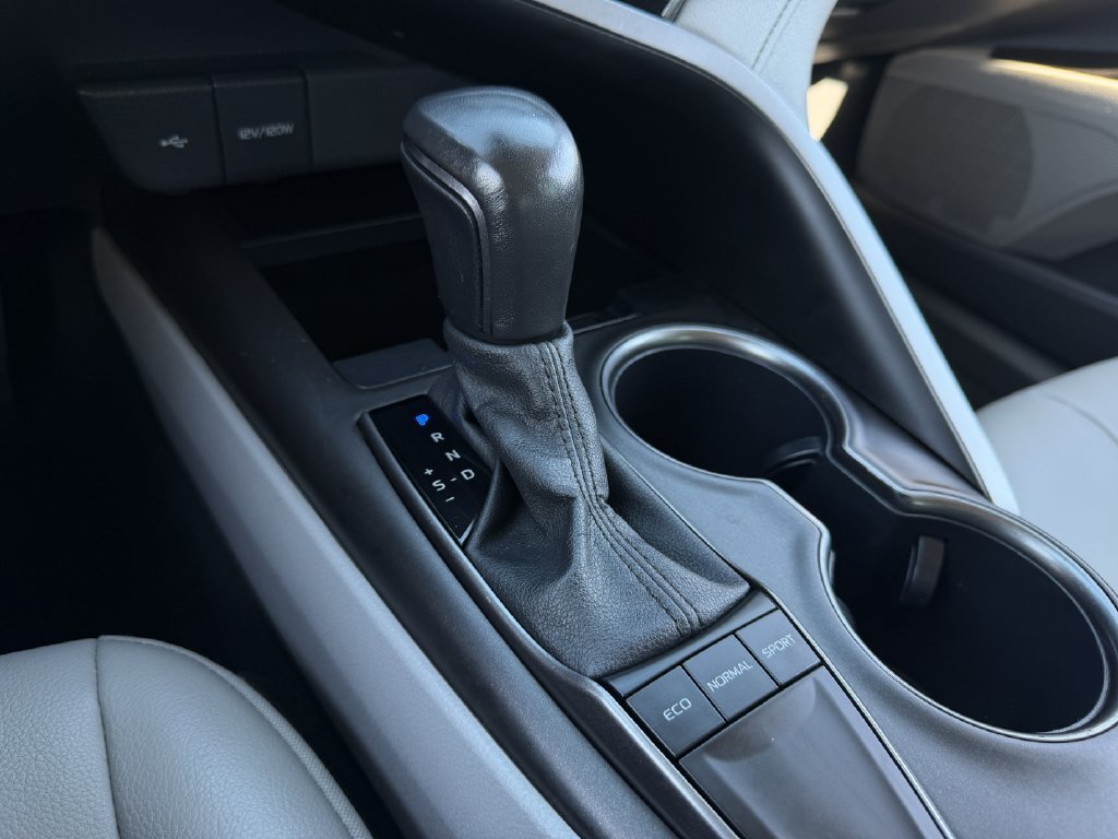 Used 2024 Toyota Camry SE FWD image 19