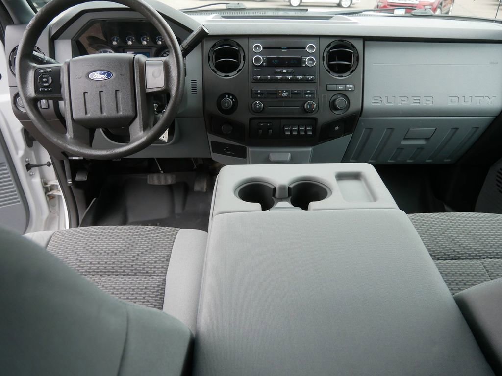 Used 2016 Ford F250 XL w/ XL Appearance Package AWD/4WD image 16