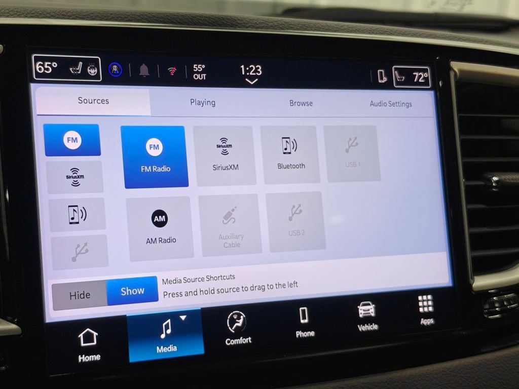 Used 2025 Chrysler Pacifica Select image 38