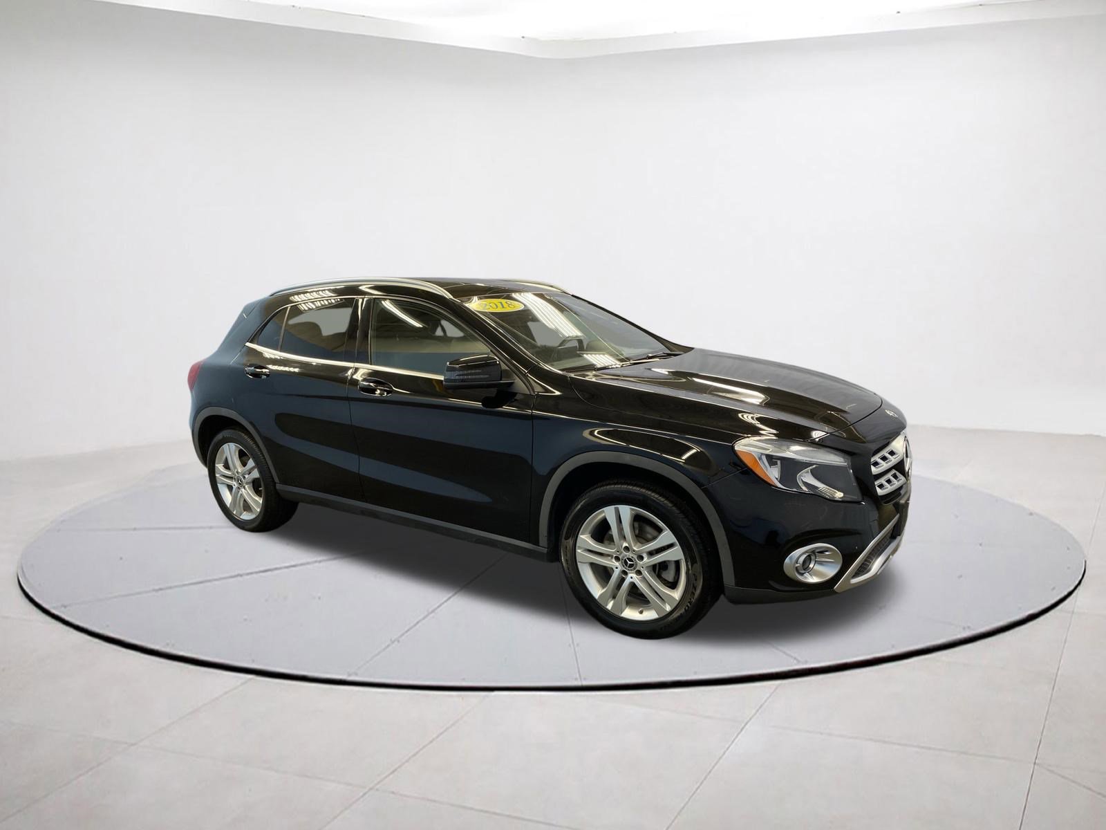 Used 2018 Mercedes-Benz GLA 250 4MATIC image 7