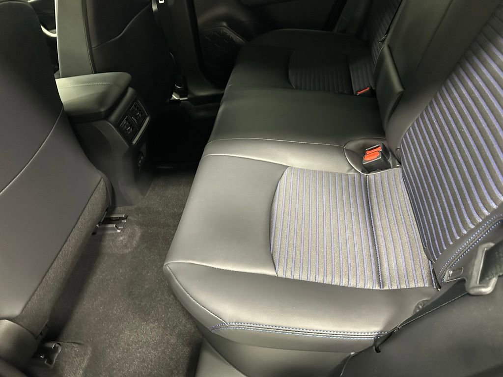 Used 2025 Toyota RAV4 XSE w/ Weather Package image 33