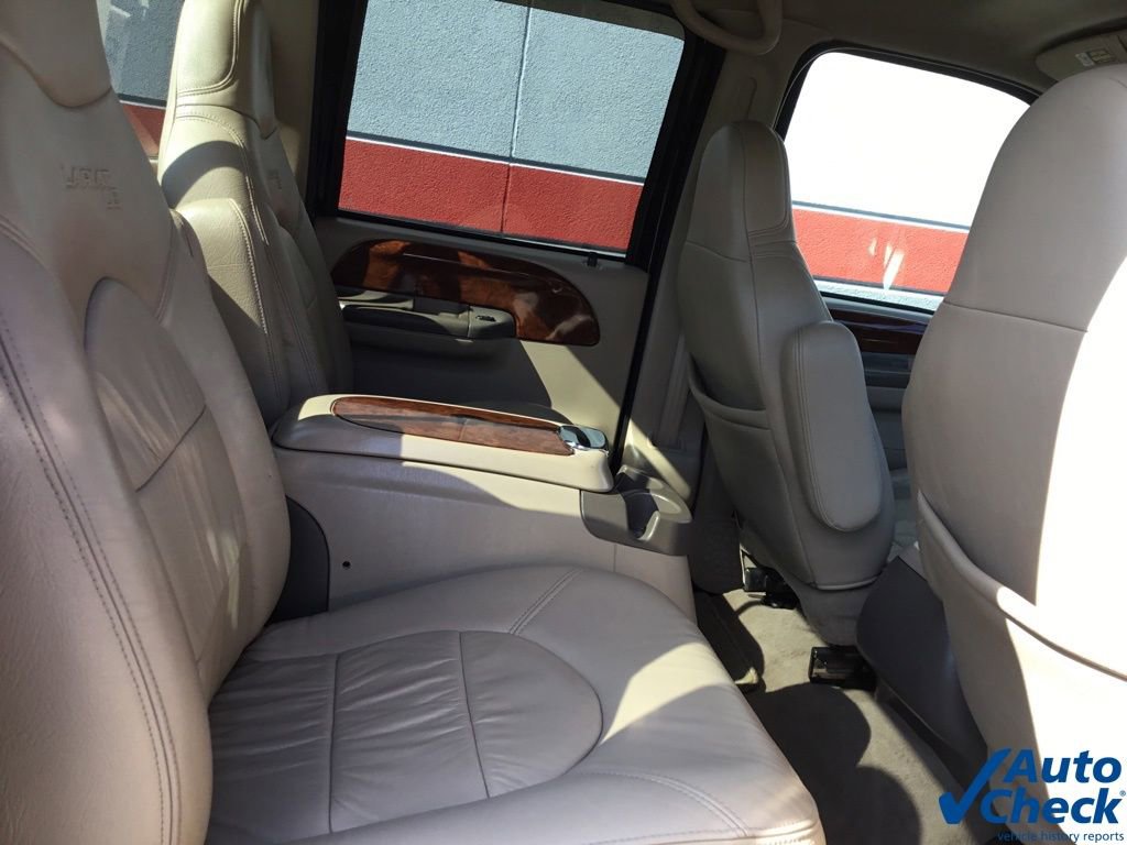 Used 2000 Ford F350 Lariat image 31