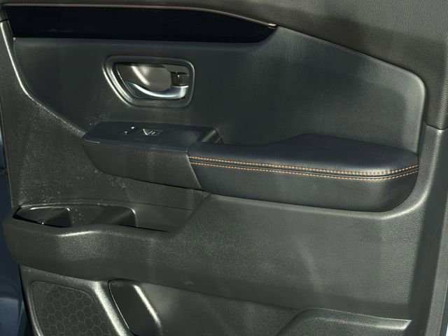 Used 2025 Honda Pilot TrailSport image 38