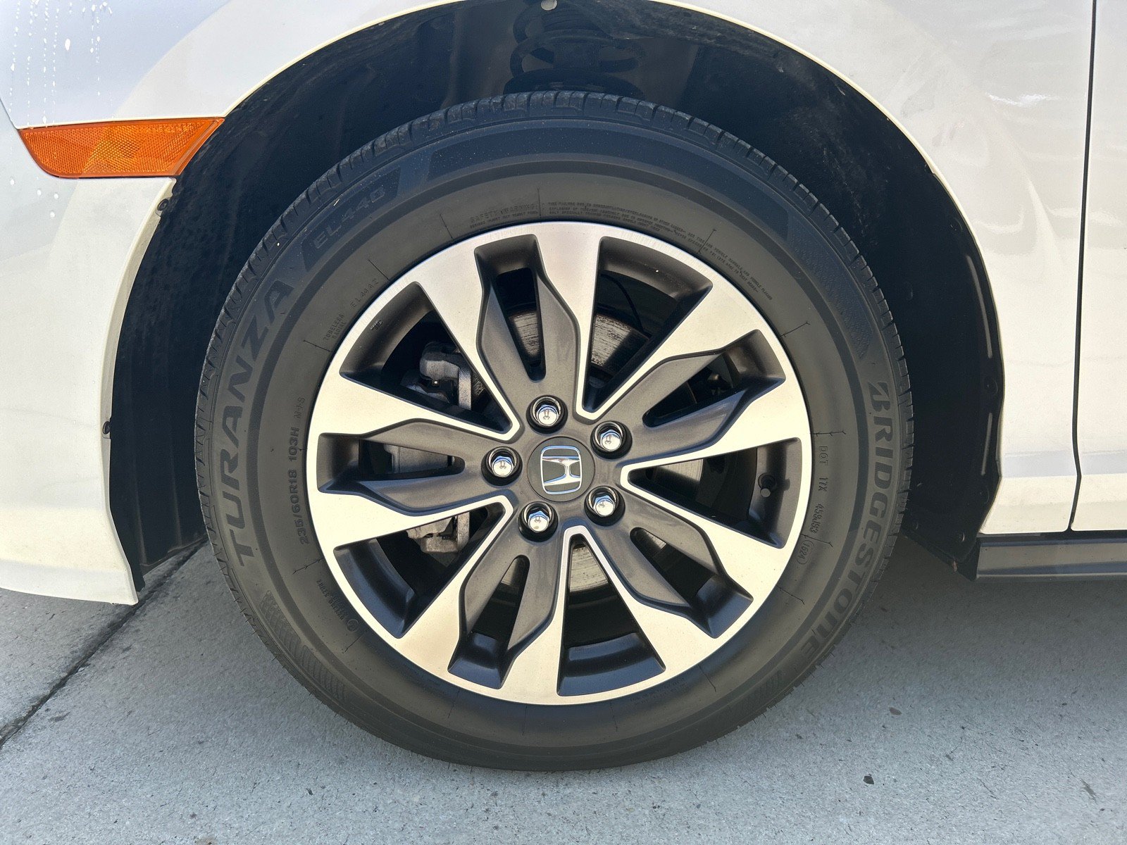Used 2024 Honda Odyssey EX-L image 9