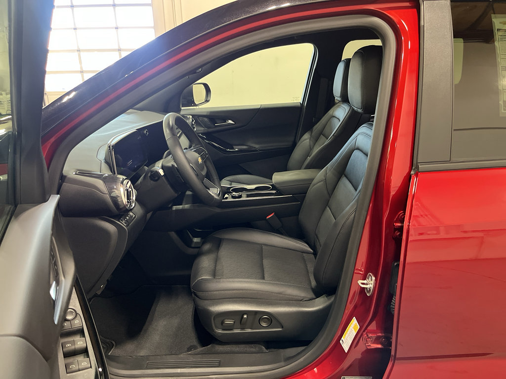 New 2026 Chevrolet Equinox LT w/ Convenience Package II AWD/4WD image 31