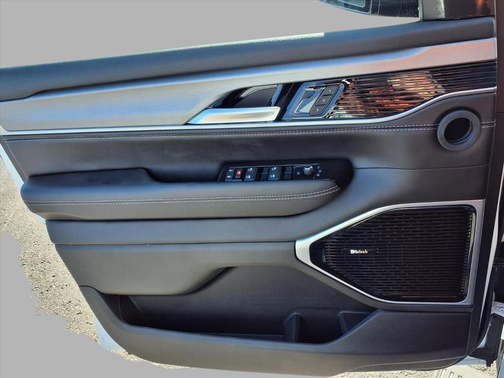 New 2026 Jeep Grand Wagoneer L Limited image 15