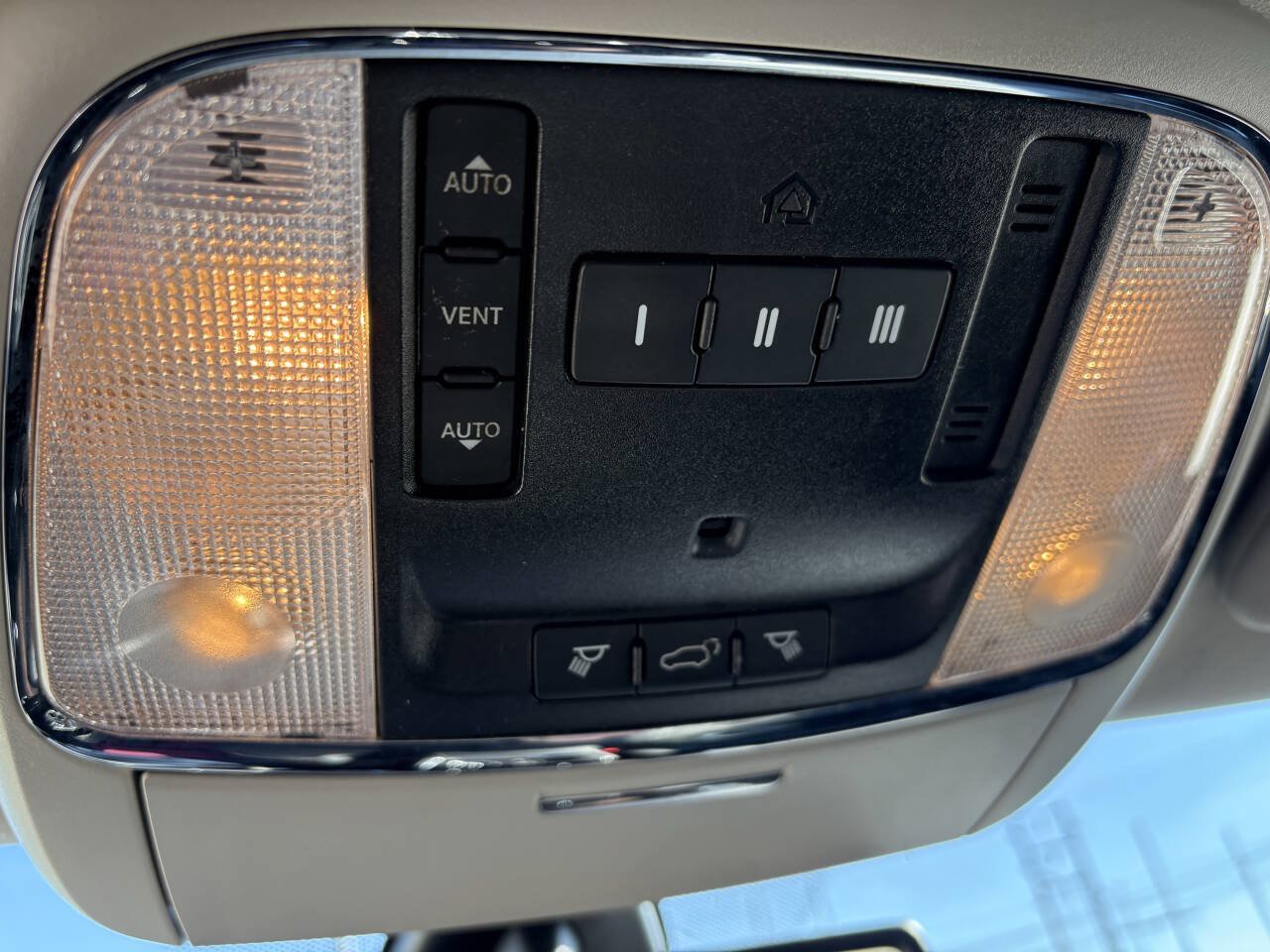 Used 2012 Dodge Durango Citadel AWD/4WD image 38
