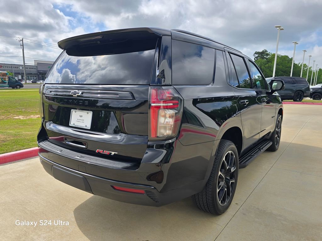 Used 2024 Chevrolet Tahoe RST w/ Luxury Package RWD image 4