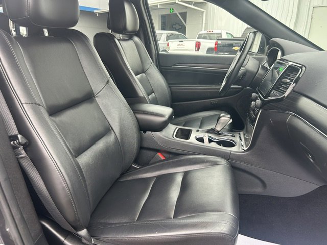 Used 2020 Jeep Grand Cherokee Limited RWD image 11
