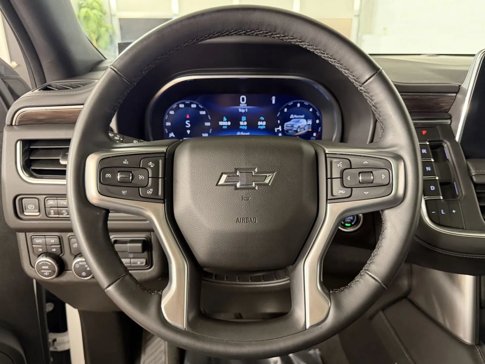 Used 2024 Chevrolet Tahoe Z71 w/ Off-Road Capability Package AWD/4WD image 22