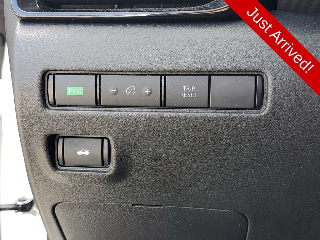Used 2024 Nissan Sentra SR FWD image 20