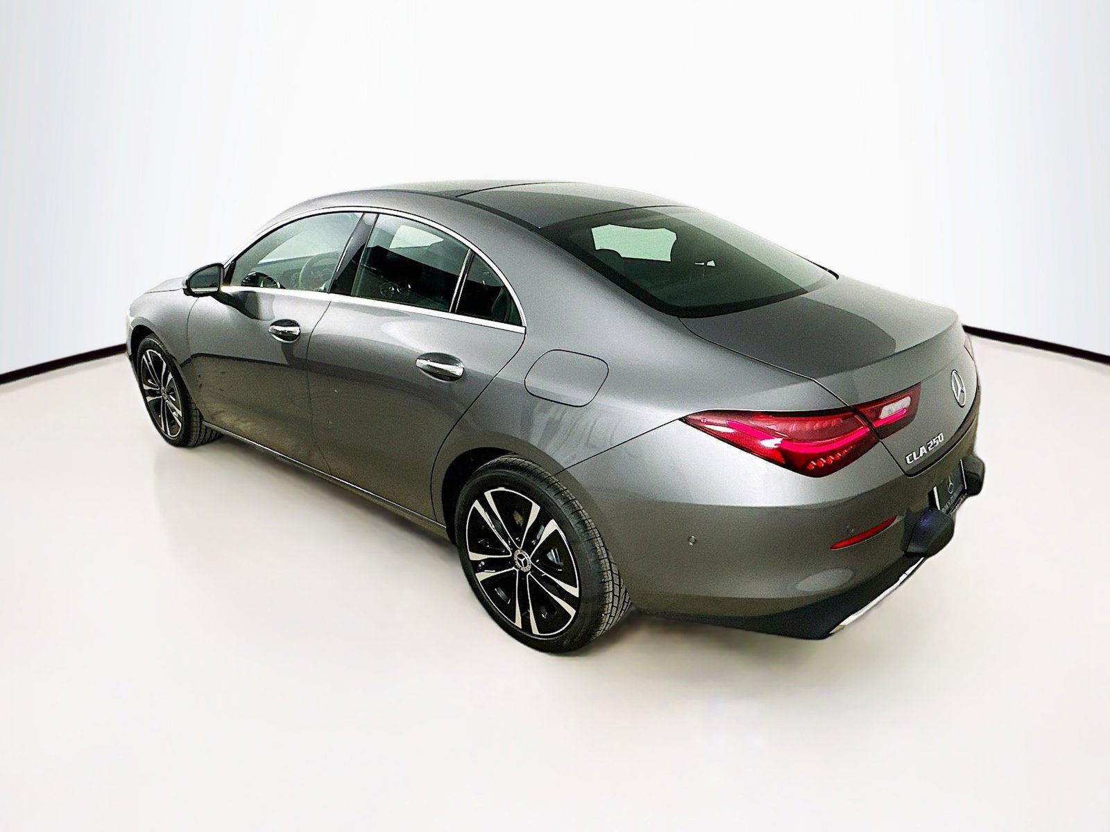 Certified 2025 Mercedes-Benz CLA 250 4MATIC image 5