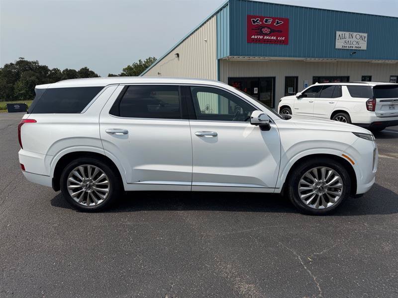 Used 2020 Hyundai Palisade Limited FWD image 2