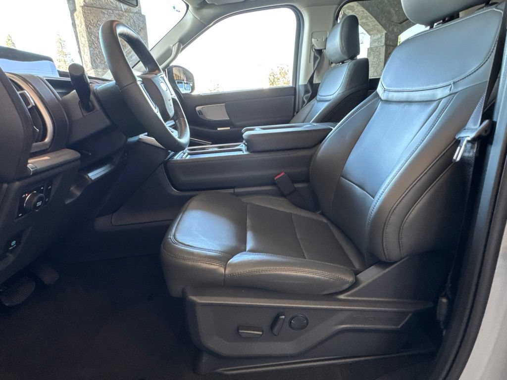 New 2026 Ford Expedition Active AWD/4WD image 12
