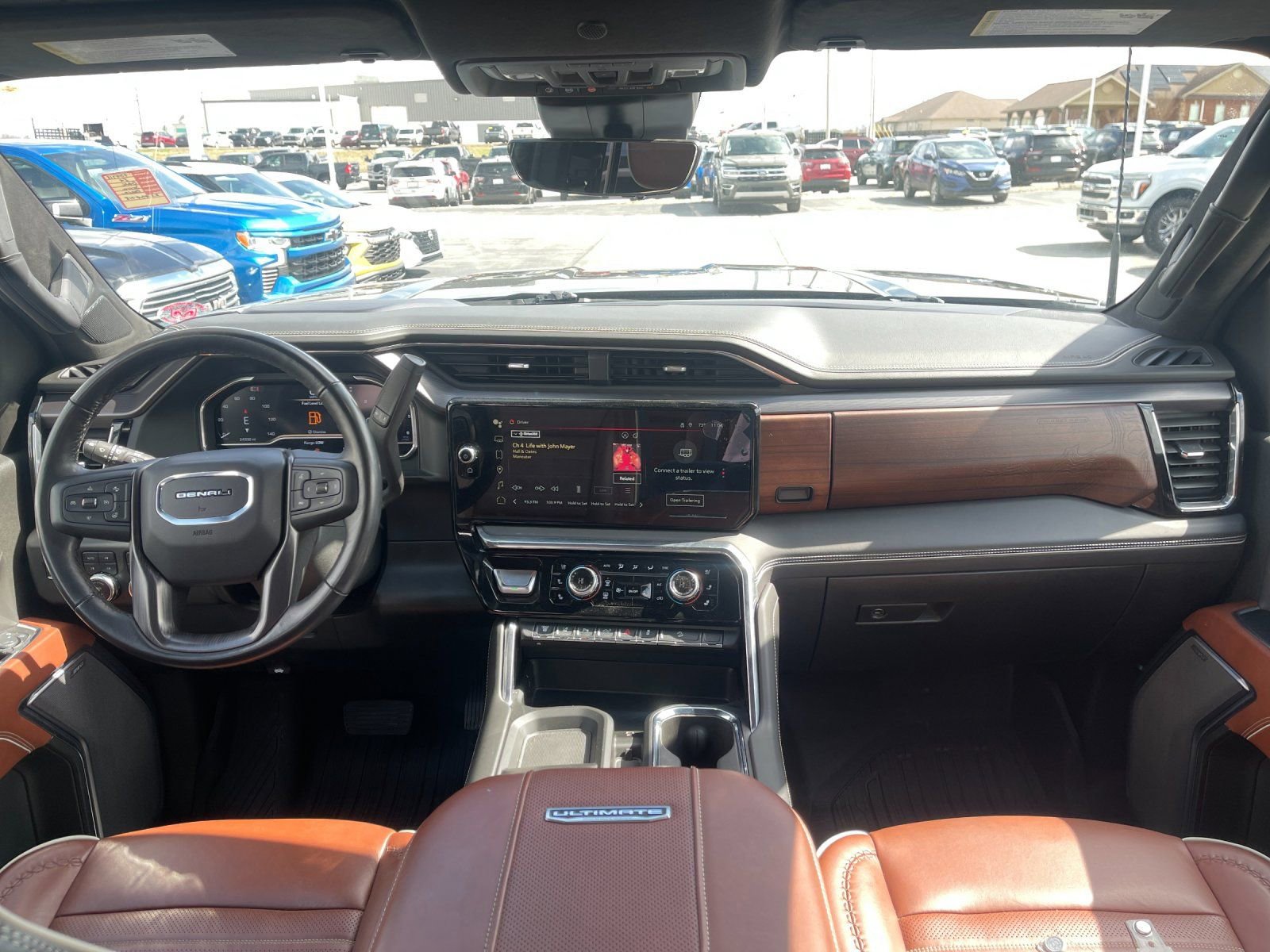 Used 2024 GMC Sierra 2500 Denali Ultimate w/ Max Trailering Package image 15