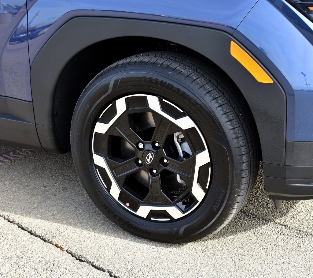 New 2025 Hyundai Santa Fe SEL image 6