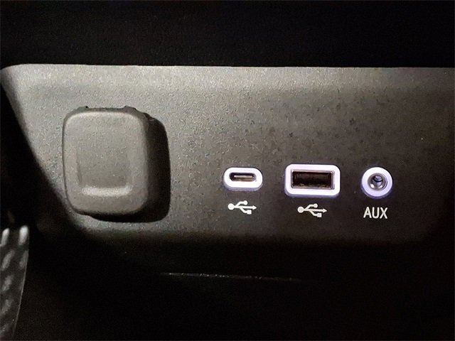 Used 2023 Chevrolet TrailBlazer LT image 24